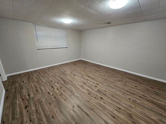 Building Photo - 4149 Clarendon St