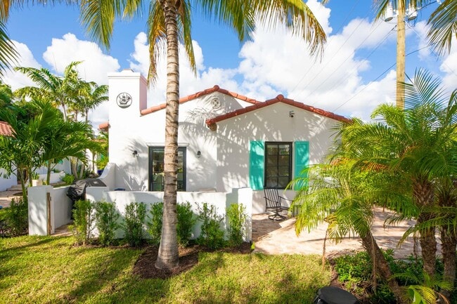 Building Photo - 110 Marine Way