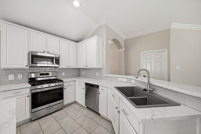 Building Photo - 3907 Plum Hill Ln
