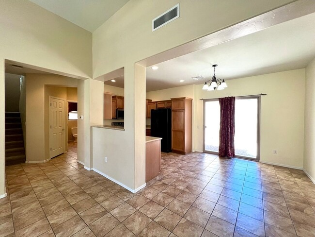 Building Photo - Nice 3 Bedroom Home in Sierra Morado
