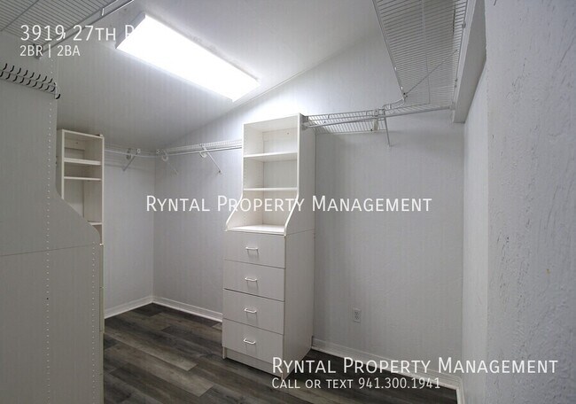 Building Photo - 3919 27th Pkwy