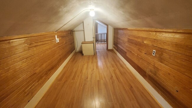 Building Photo - Johnson Duplex