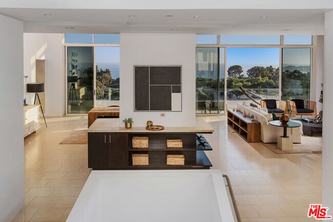 Building Photo - 27454 Winding Way