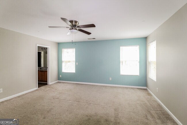 Building Photo - 3260 Sable Trl