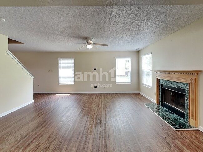 Building Photo - 1909 Beckwith Ln