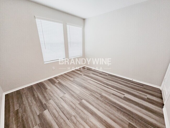 Building Photo - 7018 Winding Shelf