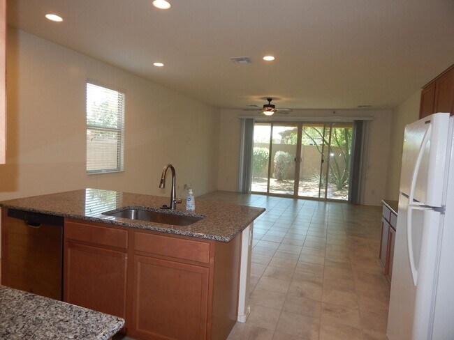 Building Photo - 6539 E Vuelta Tierra Blanca
