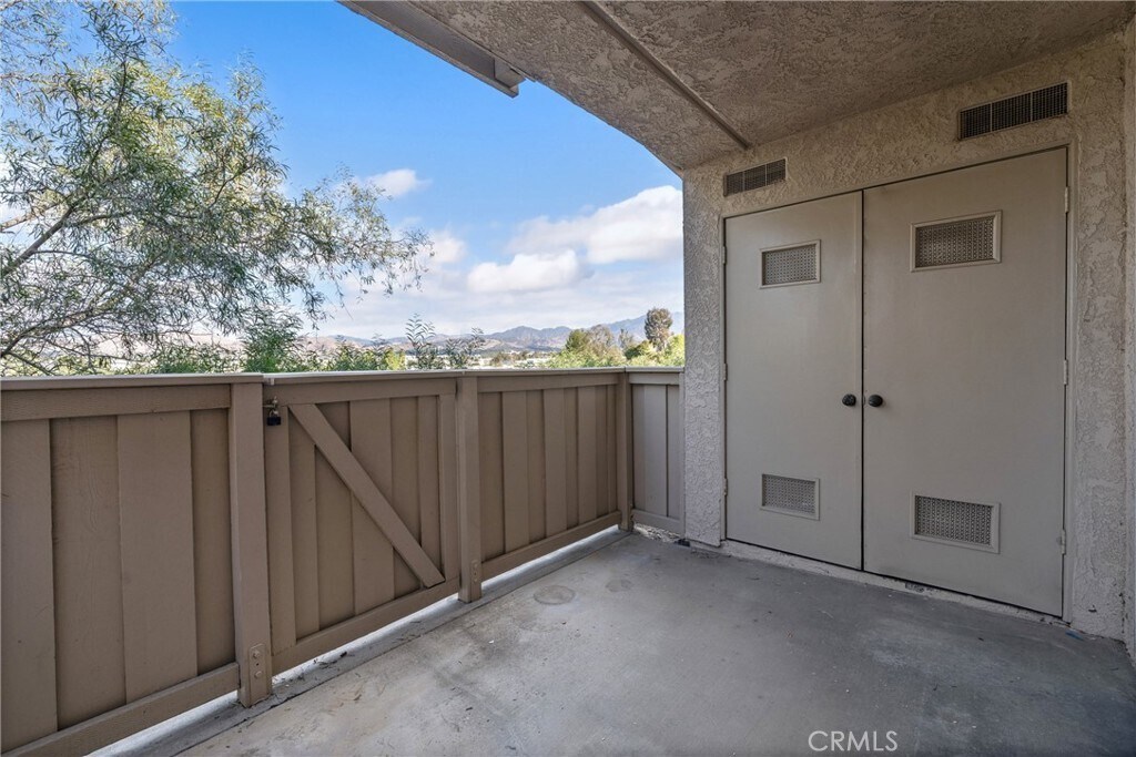 Building Photo - 26342 Forest Ridge Dr