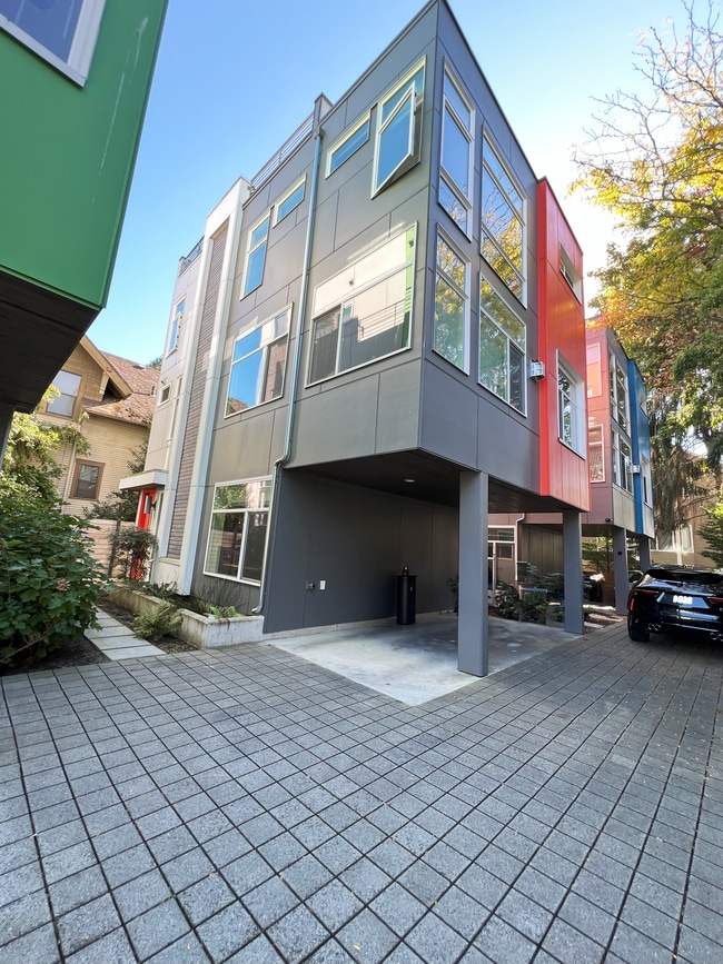 Building Photo - 1549 NW 59th St