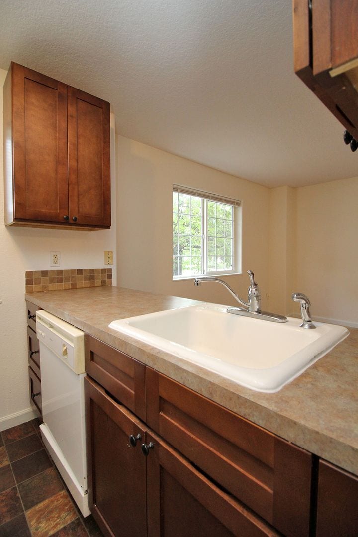 Building Photo - 13047 NE Prescott Dr