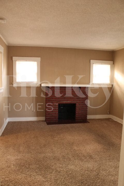 Building Photo - 2507 Quincy St