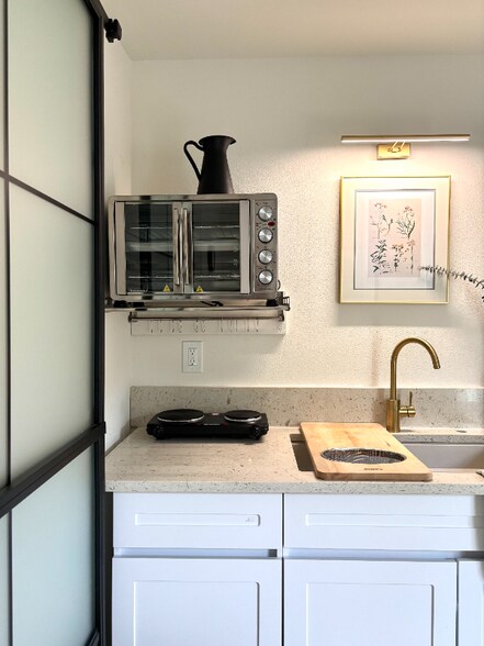 Building Photo - 3609 SW 38th Ave