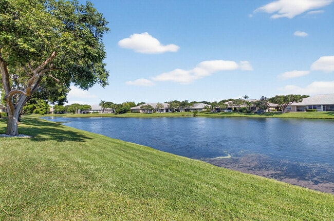 Building Photo - 235 Coral Trace Ln