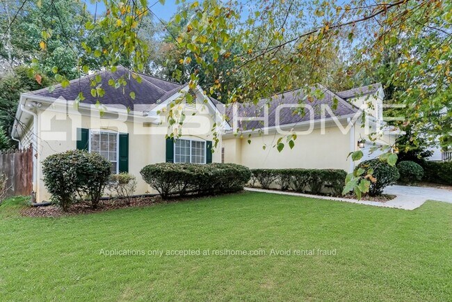 Building Photo - 210 Foster Trace Dr