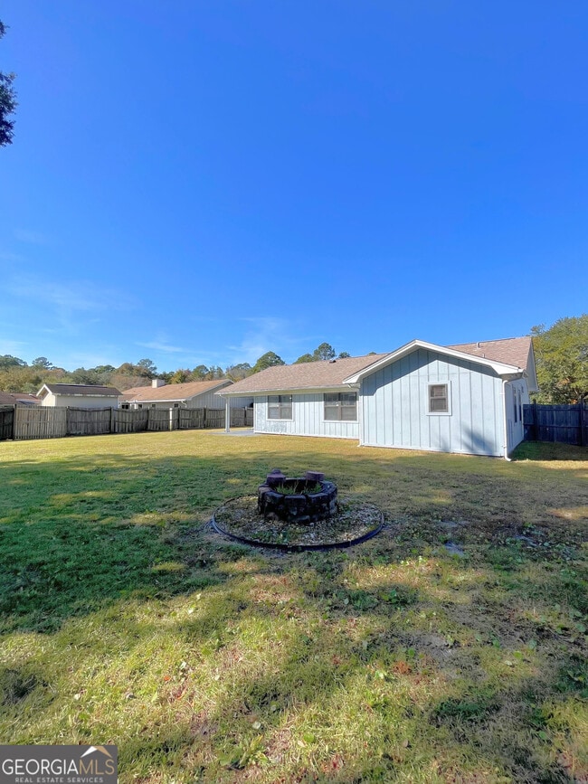 Building Photo - 314 Briarwood Cir