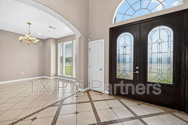 Building Photo - 13819 Lakeview Meadow Dr