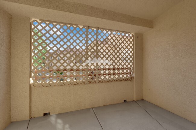 Building Photo - 520 Arrowhead Trail