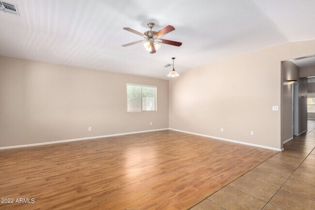 Building Photo - Gorgeous 4 Bedroom Home w/Energy Saving Solar