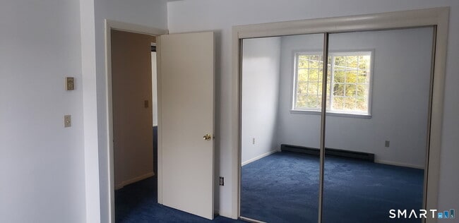 Building Photo - 32 Garden Hill Cir