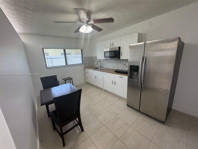 Primary Photo - 14460 SW 289th St