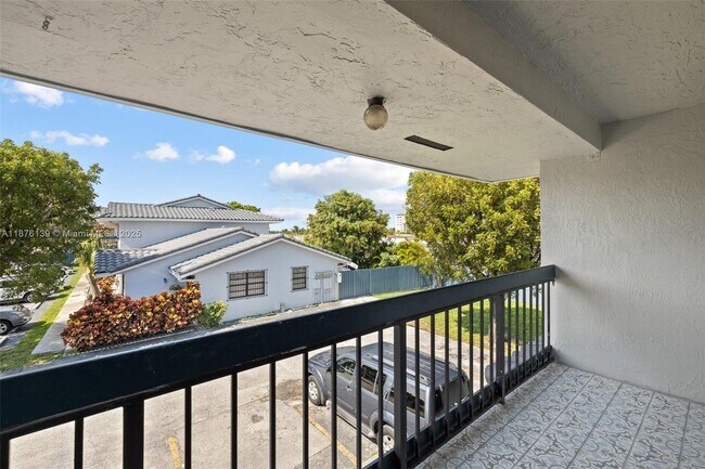 Building Photo - 10932 NW 7th St