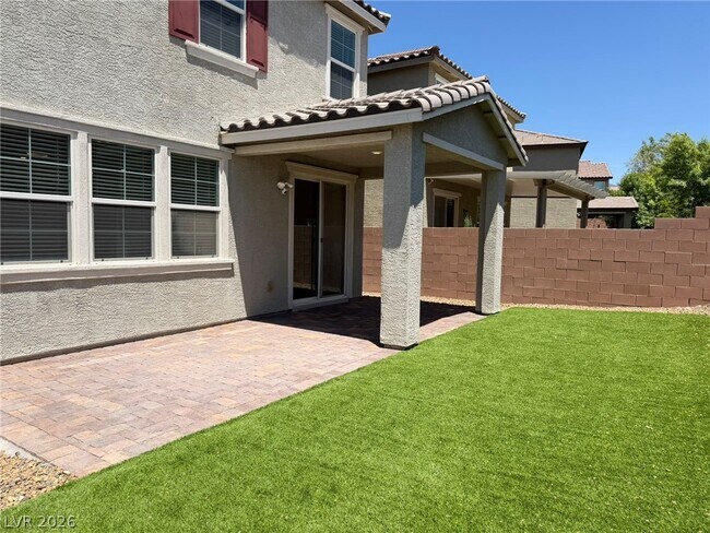 Building Photo - 3025 Gravino Ave