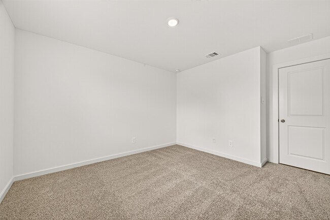 Building Photo - 4312 Rustling Aspen Dr
