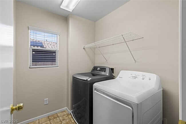 Building Photo - 719 Quayside Ct