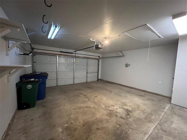 Building Photo - 9301 Muskberry Cove