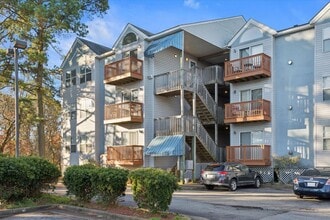 Building Photo - 2BR/2BA Condo Near Langley AFB