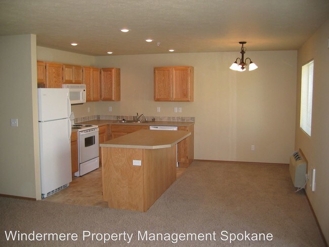 Building Photo - 403 S Eastern Rd