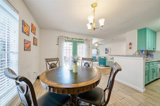 Building Photo - 10912 Gulf Fwy