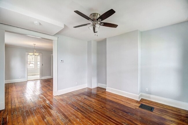 Building Photo - Newly renovated 2bed/1bath