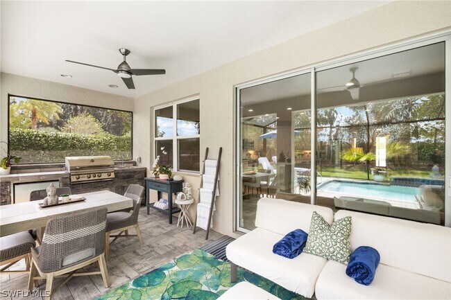 Building Photo - 14546 Tropical Dr