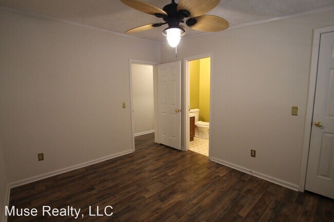 Building Photo - 4 br, 3 bath House - 3510 Dobys Bridge Road