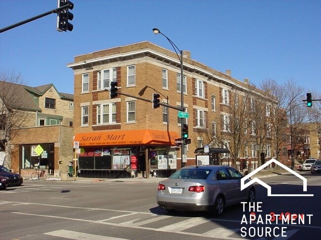 Building Photo - 3605 N Damen Ave