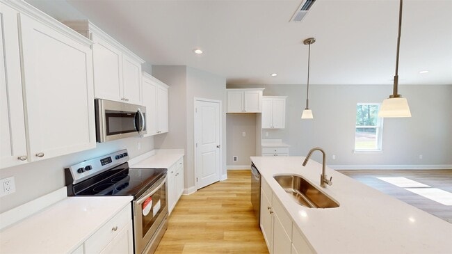 Building Photo - 1060 Moen Lp