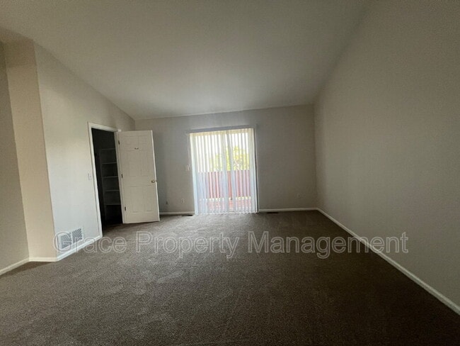 Building Photo - 4135 E 119th Pl