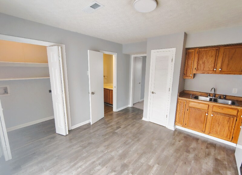 Building Photo - 22 Fonda Dr