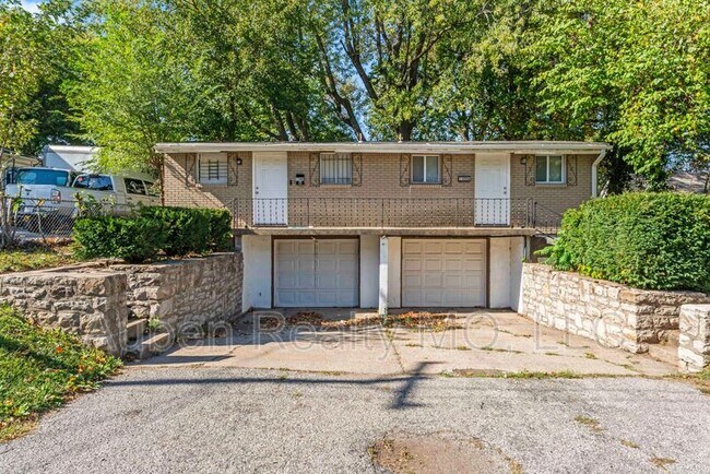 Building Photo - 1300 S Appleton Ave