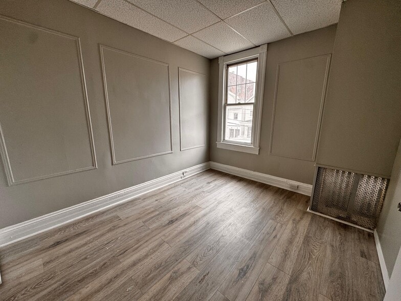 Building Photo - 78 Neptune Ave