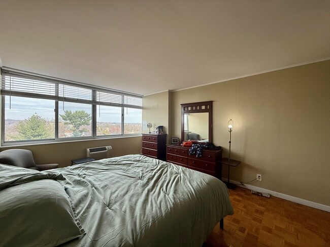 Building Photo - 1401 Pennsylvania Ave