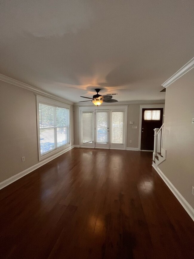 Building Photo - 2 Bedroom/2 Bathroom Apartment in the Woodlands!