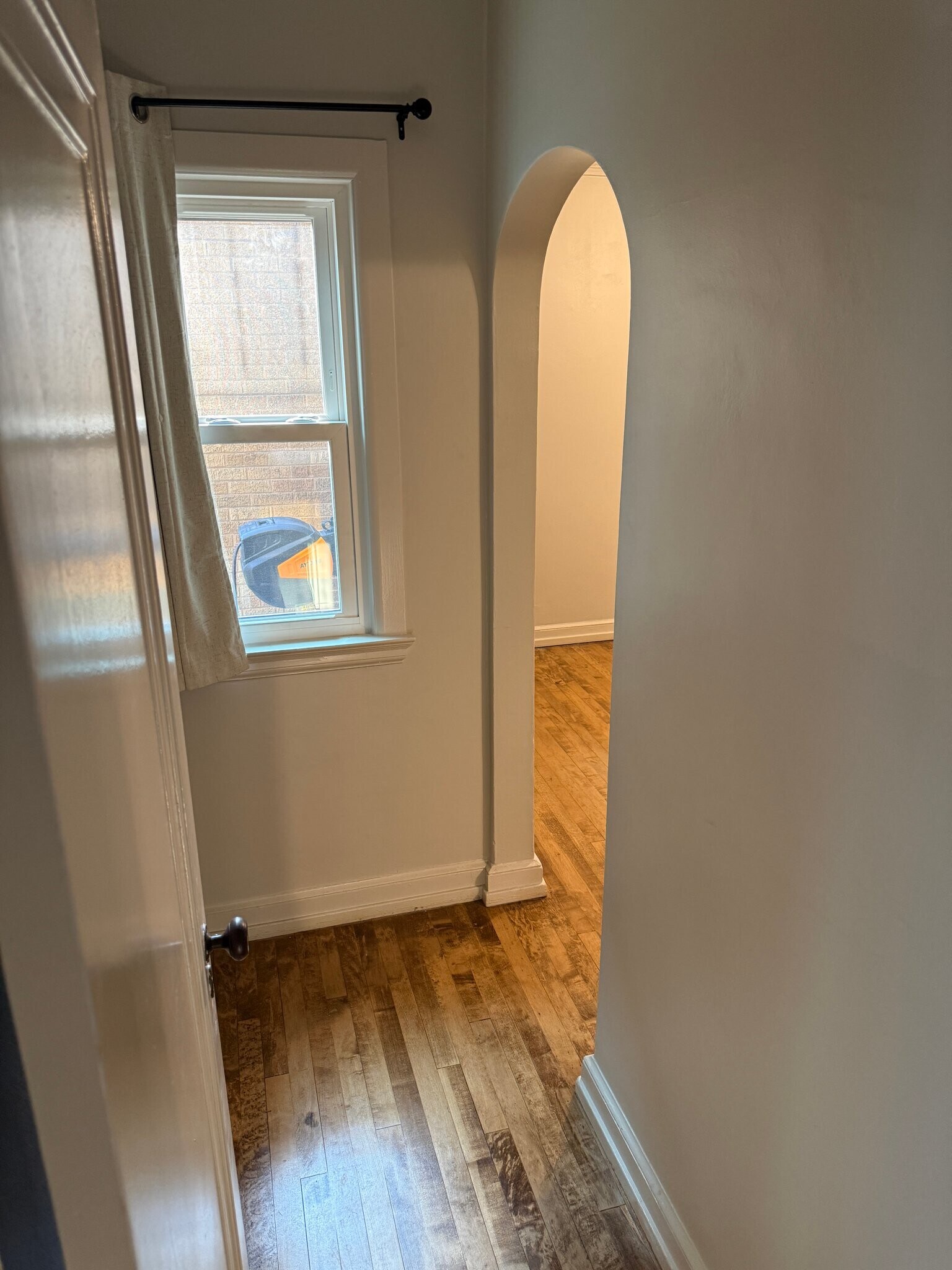 Building Photo - 517 N 66th St