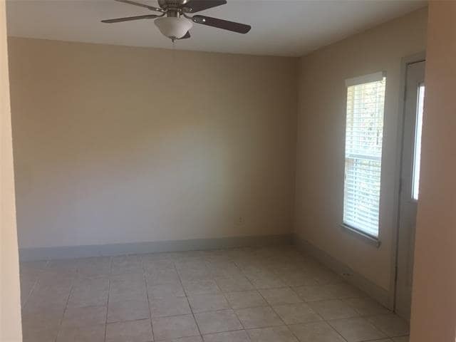 Building Photo - 8800 Camfield Way St