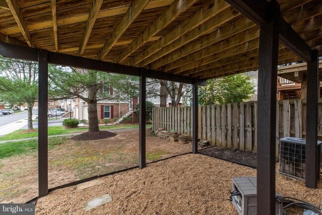 Building Photo - 12691 Heron Ridge Dr