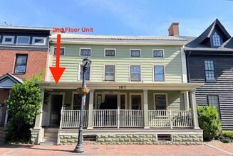 Building Photo - 109 NW Front St