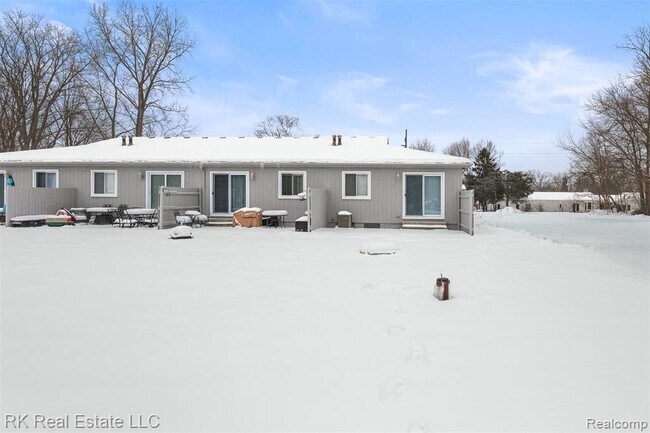 Building Photo - 58629 Wallington