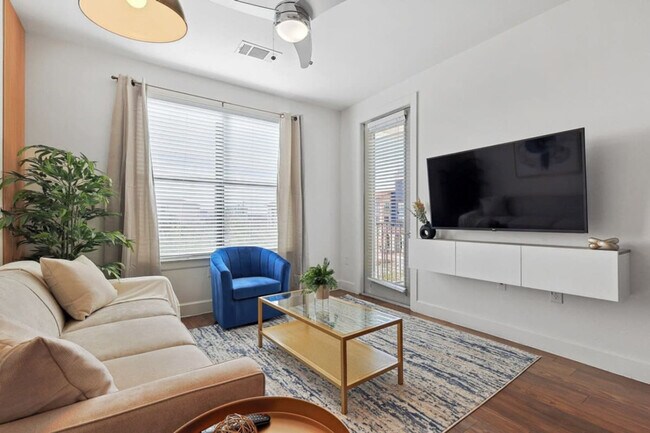 Building Photo - 5445 Town and Country Blvd