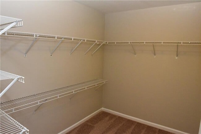 Building Photo - 12720 Morningpark Cir